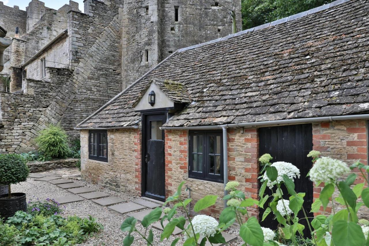 The Bothy Beverston Castle Tetbury Exterior foto